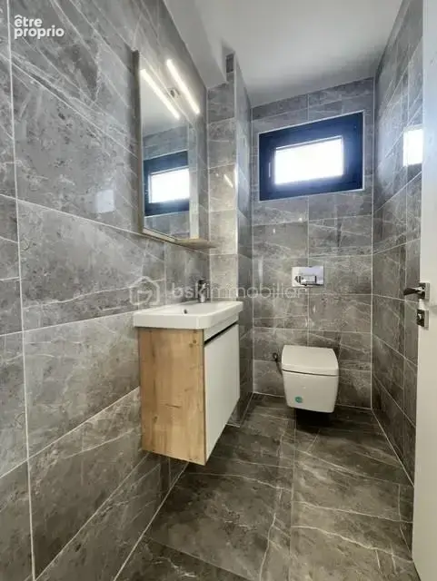 Maison familiale moderne, 140m2 habitable, 5 chambres, terrain 539m2 - photo 9