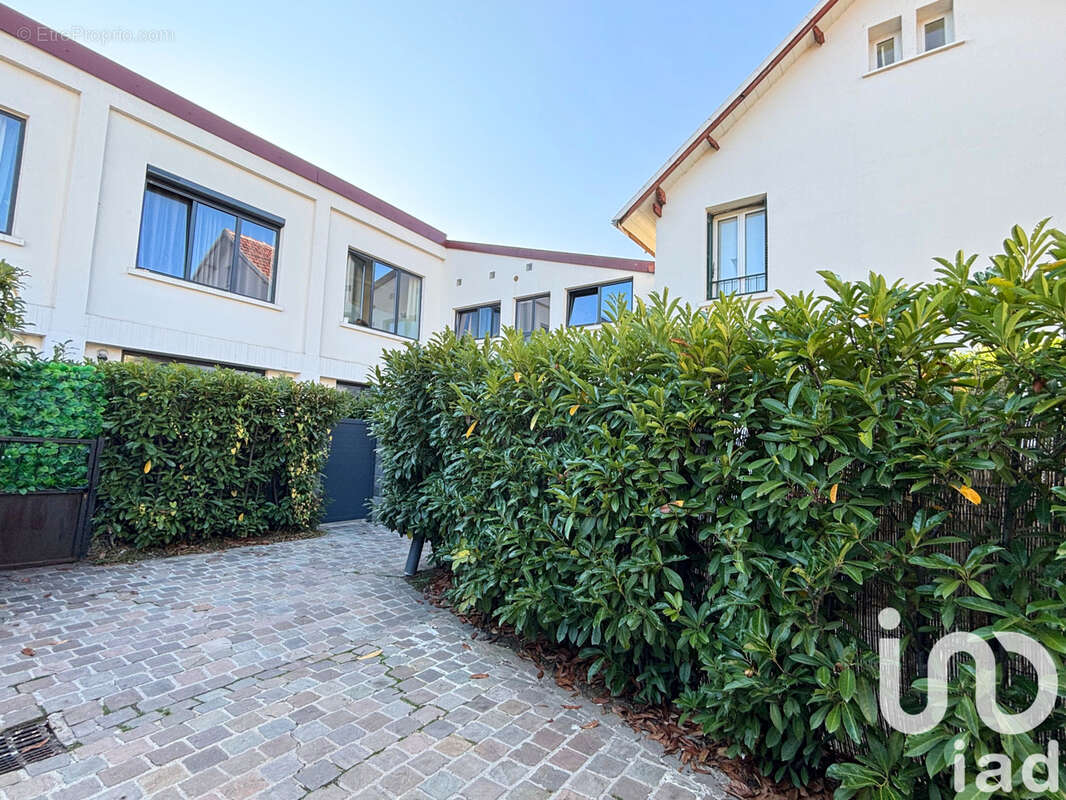 Photo 7 - Appartement à SAINT-MAUR-DES-FOSSES