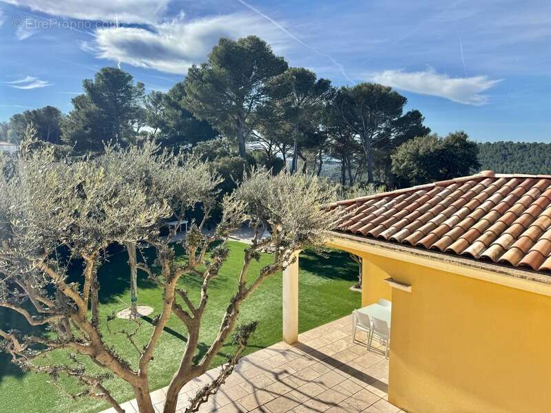 Maison à CORNILLON-CONFOUX