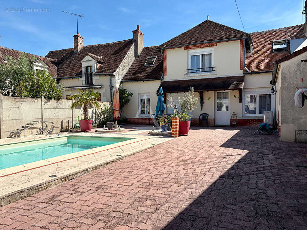 Maison à SELLES-SUR-CHER