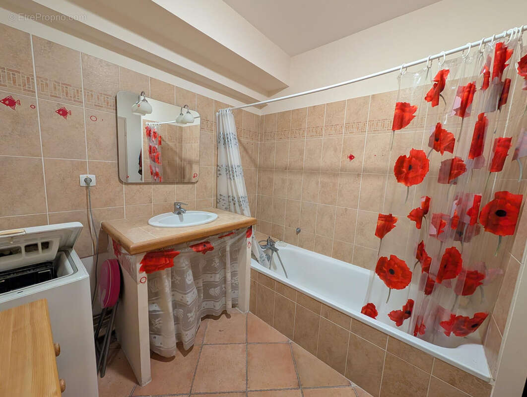 Appartement à LAROQUE