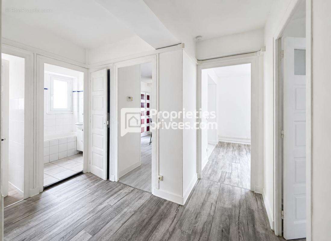 Maison 3 appartements Ugine 13 pièces  200 m2 - photo 6