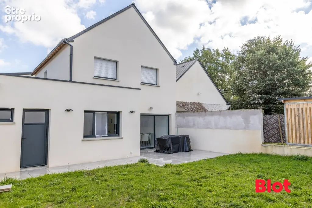 Maison 5 pièces 128 m² à vendre à Bain-De-Bretagne (35470) - photo 1