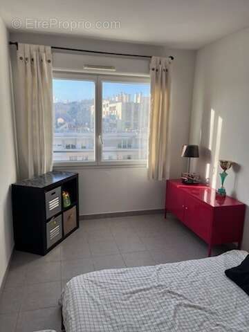 Appartement à MARSEILLE-4E