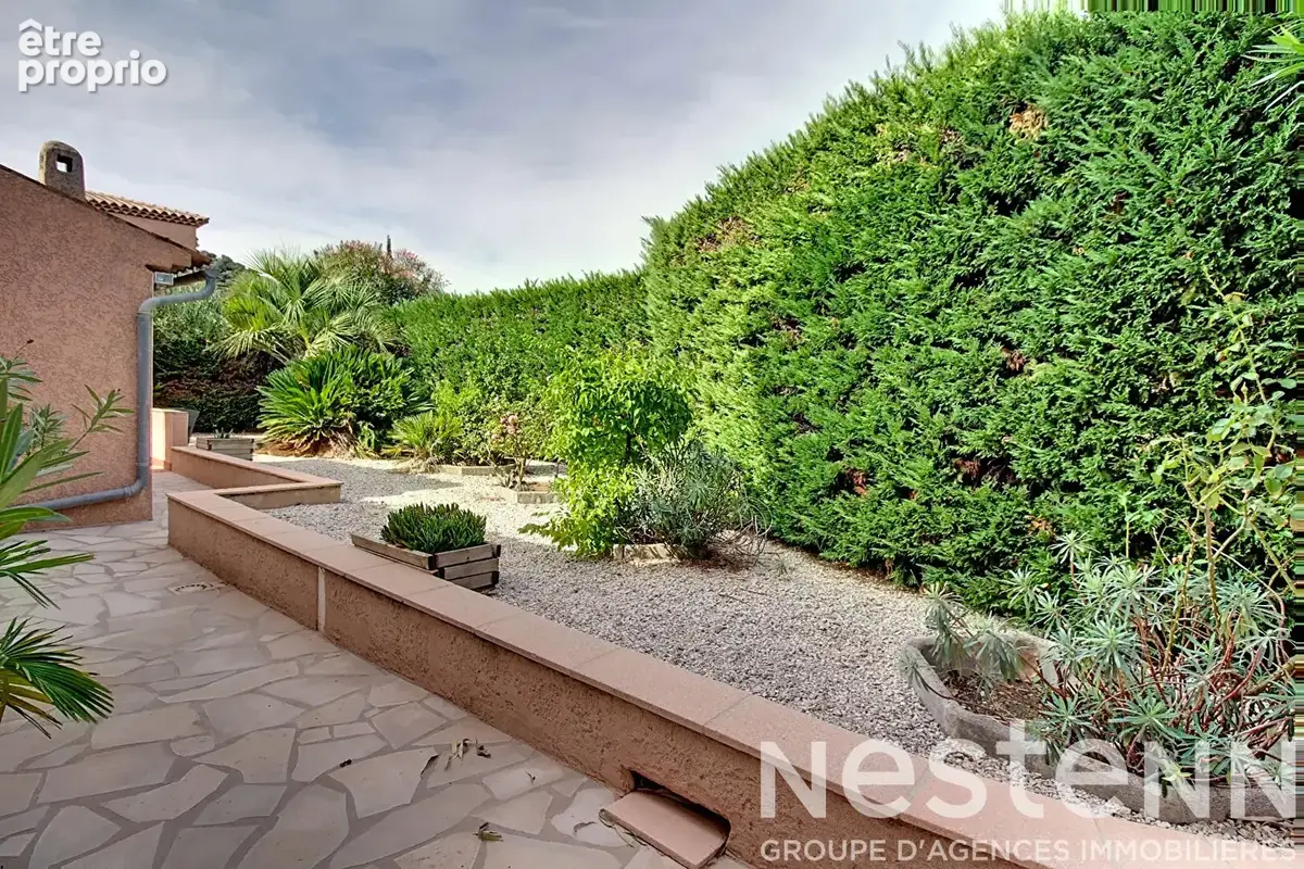 A VENDRE - Maison Vidauban 5 pièces 123m2, piscine , garage  , sous sol  et cave. - photo 17