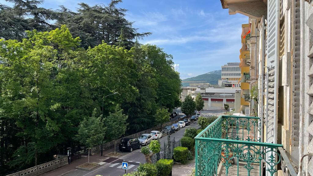 Appartement à AIX-LES-BAINS