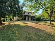 Maison à SAINTE-LIVRADE-SUR-LOT