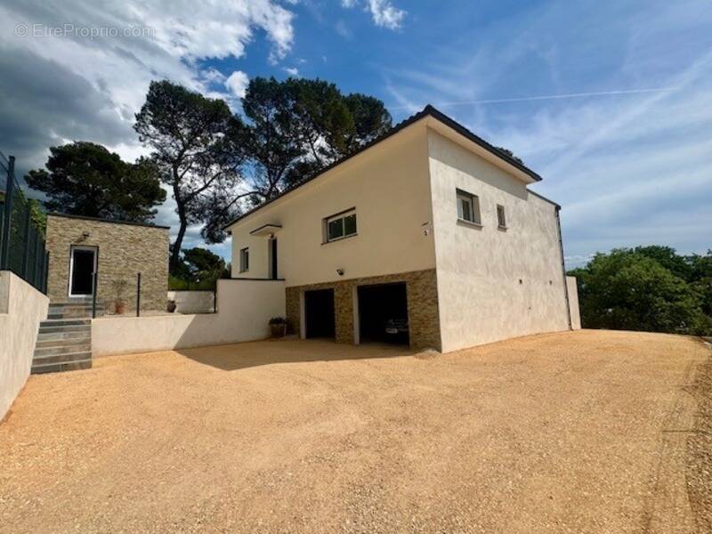 Maison à SAINT-PRIVAT-DES-VIEUX