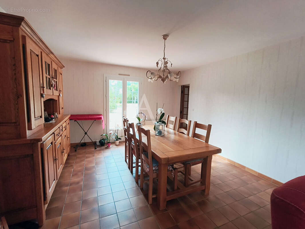 Maison Saint Romain Sur Cher  7 pièce(s) 154 m2 - photo 5