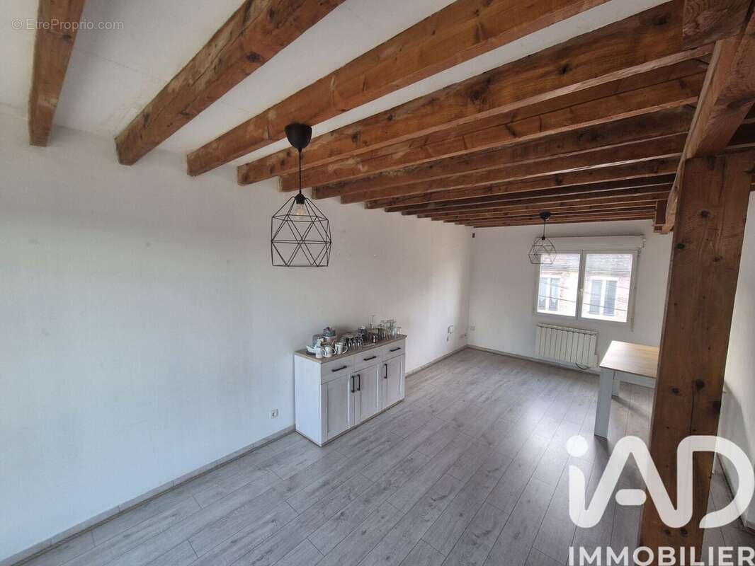 Photo 2 - Appartement à PONT-SUR-YONNE