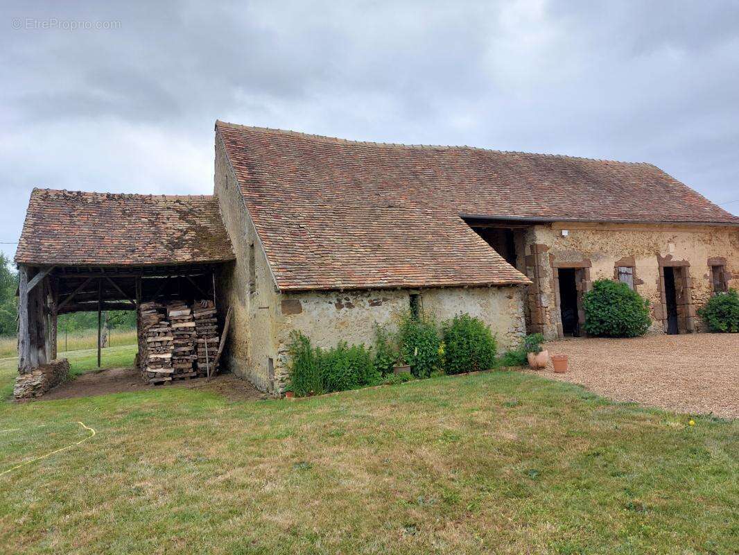 Maison à YVRE-L&#039;EVEQUE