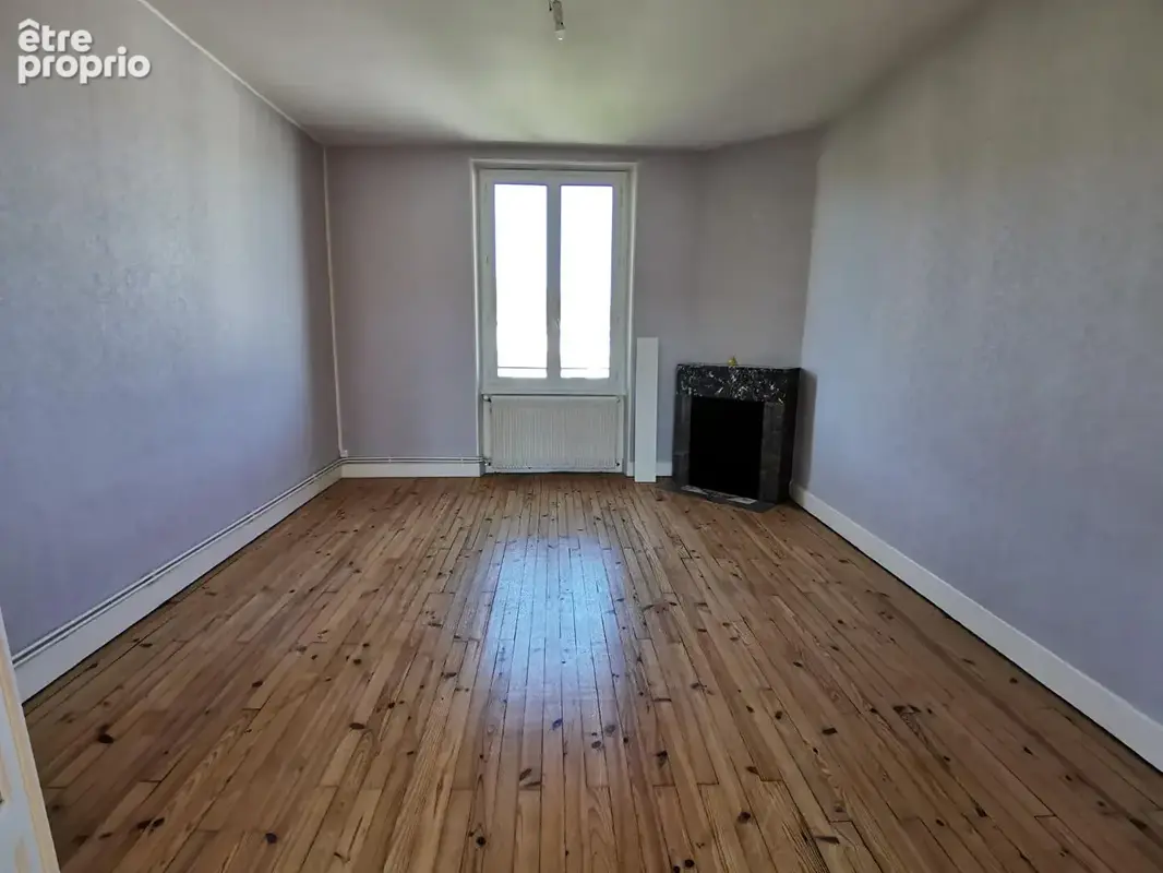 CLERMONT FERRAND, Immeuble 12 pièce(s) 253 m2, rapport 23300€/an, jardin, garages, balcon 491000€ FAI - photo 10