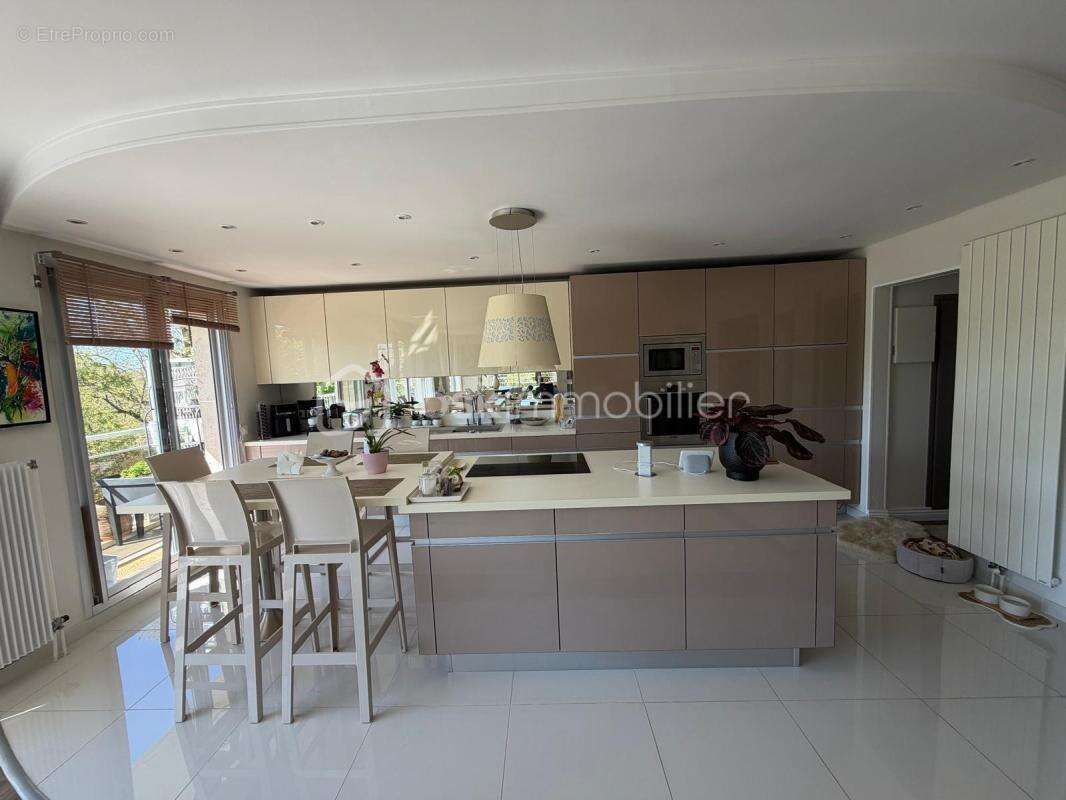 Appartement à YERRES