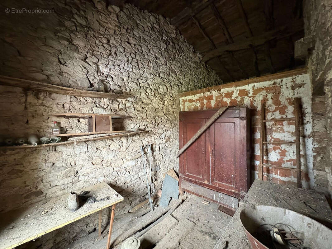 Maison à PAYRIN-AUGMONTEL