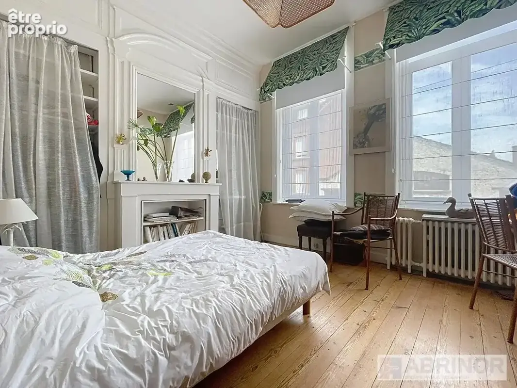 LILLE - Maison de caractère 6 chambres , 319 m² avec jardin, garage et potentiel à exploiter - photo 11