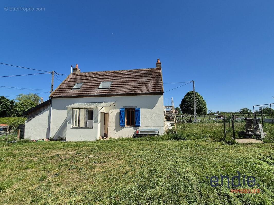 Maison à LIMOISE