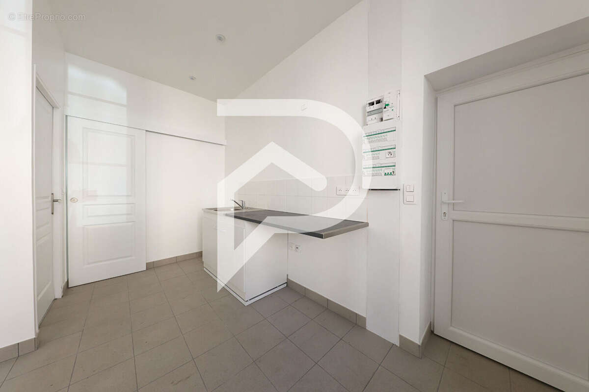 Appartement à CORBEIL-ESSONNES