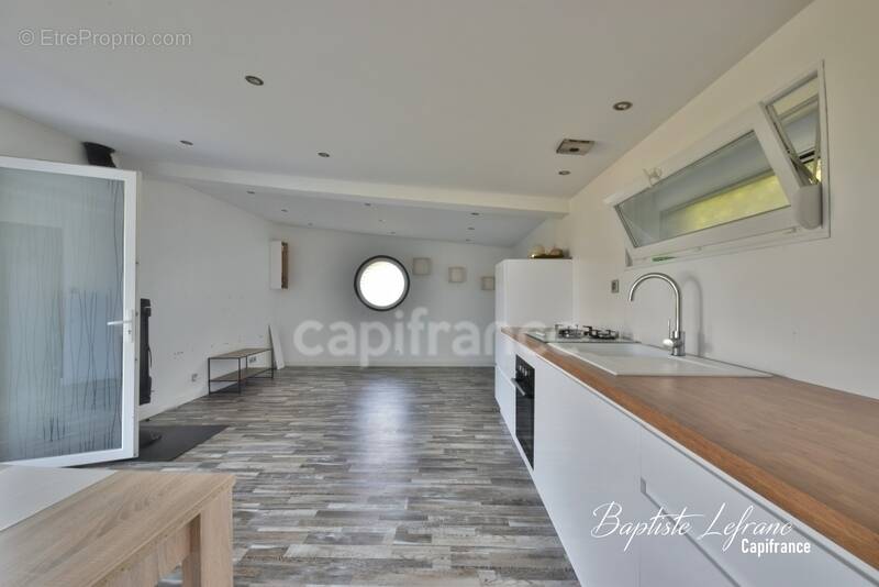 Maison à LA CHAPELLE-SAINT-LAUD