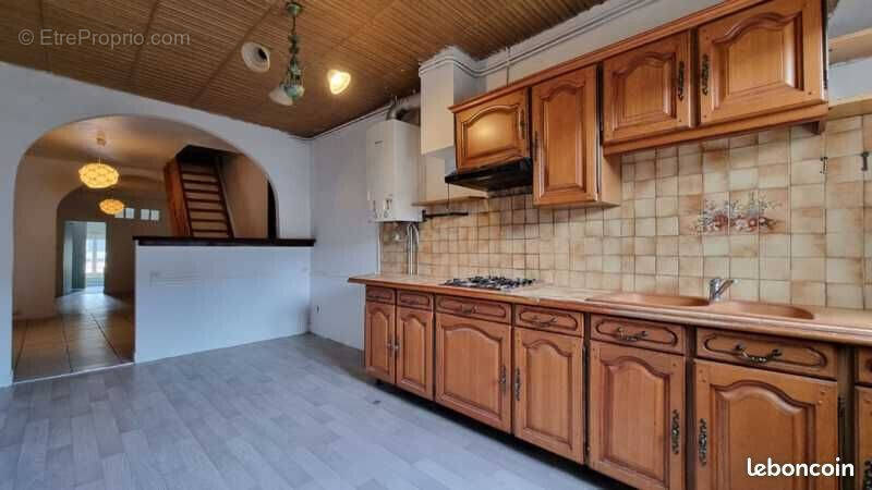Maison à MONTCY-NOTRE-DAME