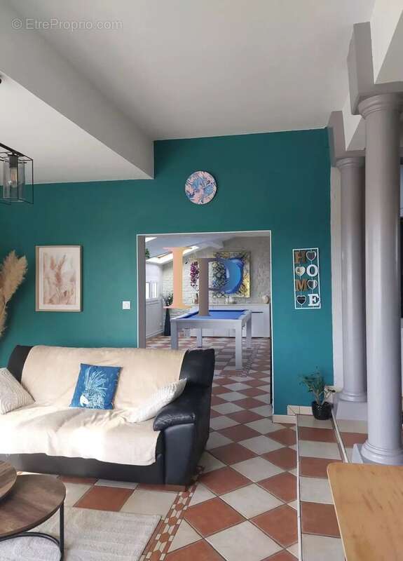 Maison à VOUGY