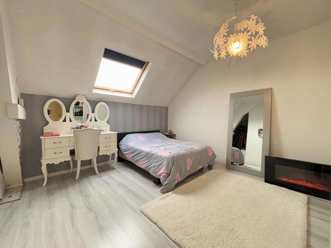 Maison à LES ABRETS