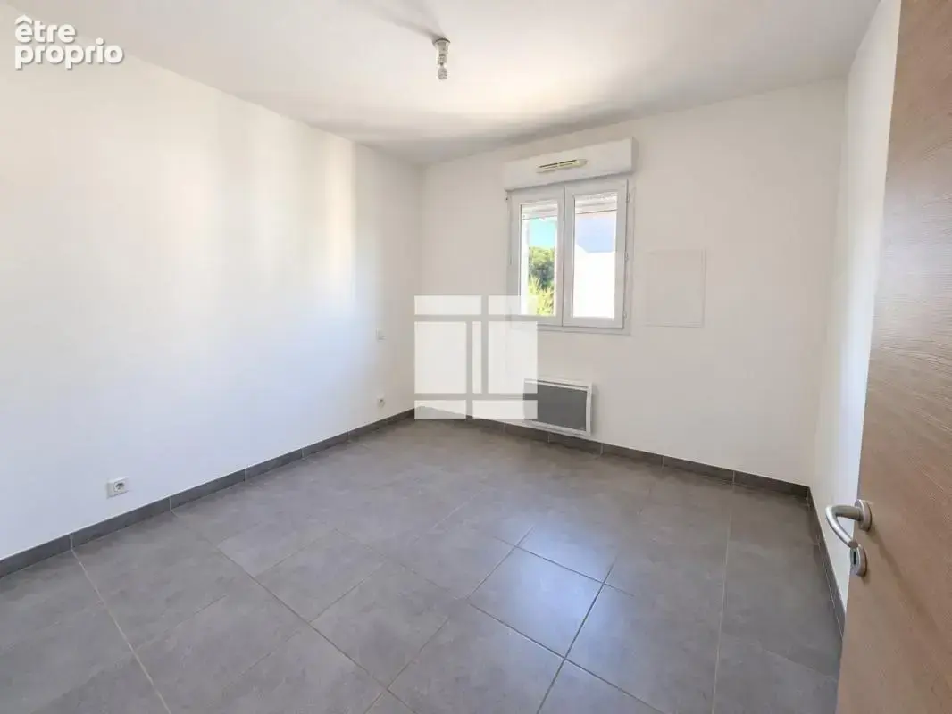 Appartement T2 de 41 m² avec terrasse et parking - photo 9