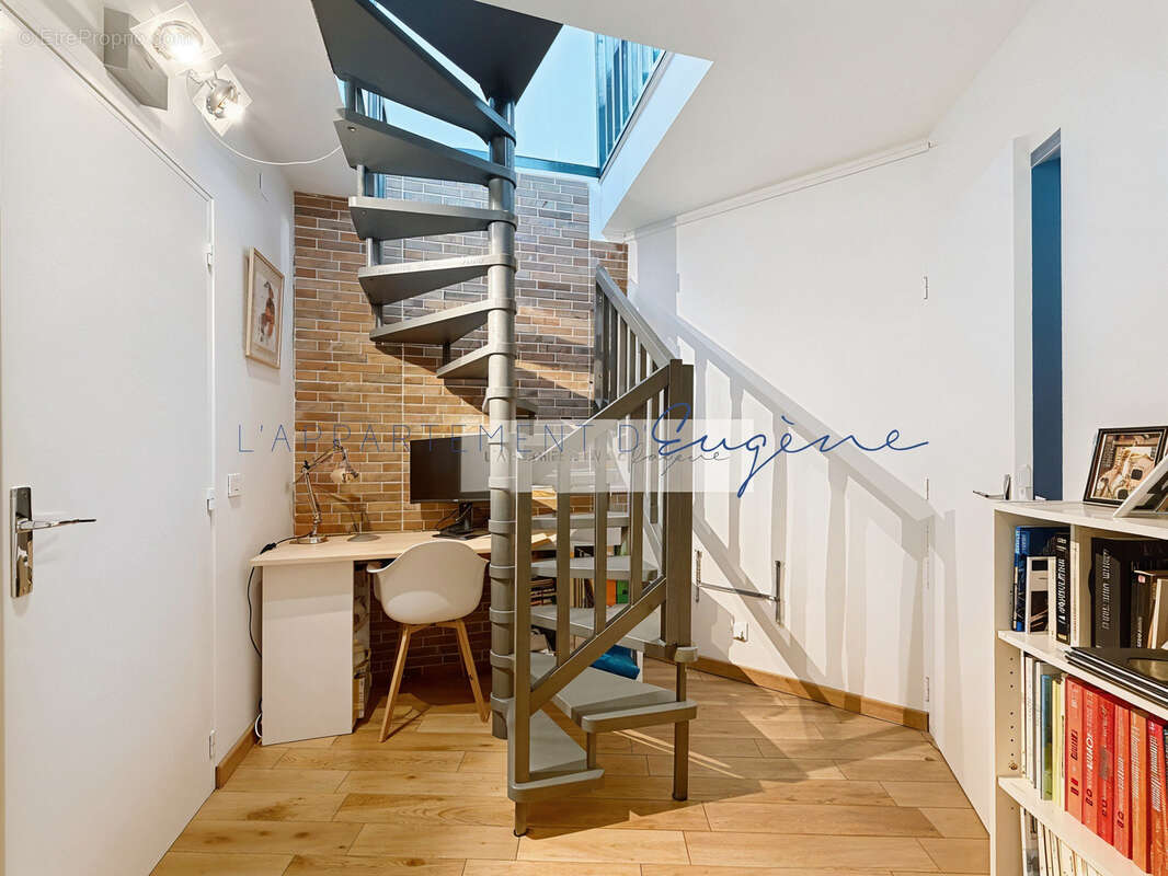 Appartement à PARIS-20E