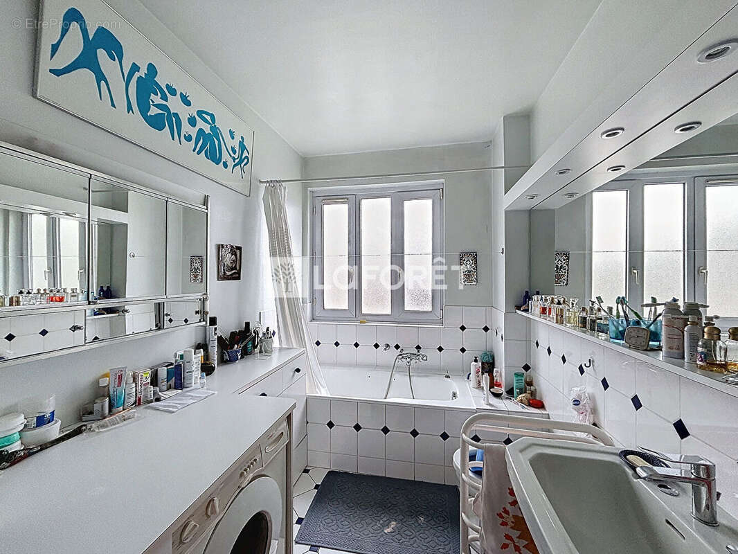 Appartement à BOURG-LA-REINE