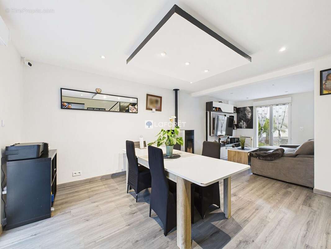 Maison à ERGUE-GABERIC