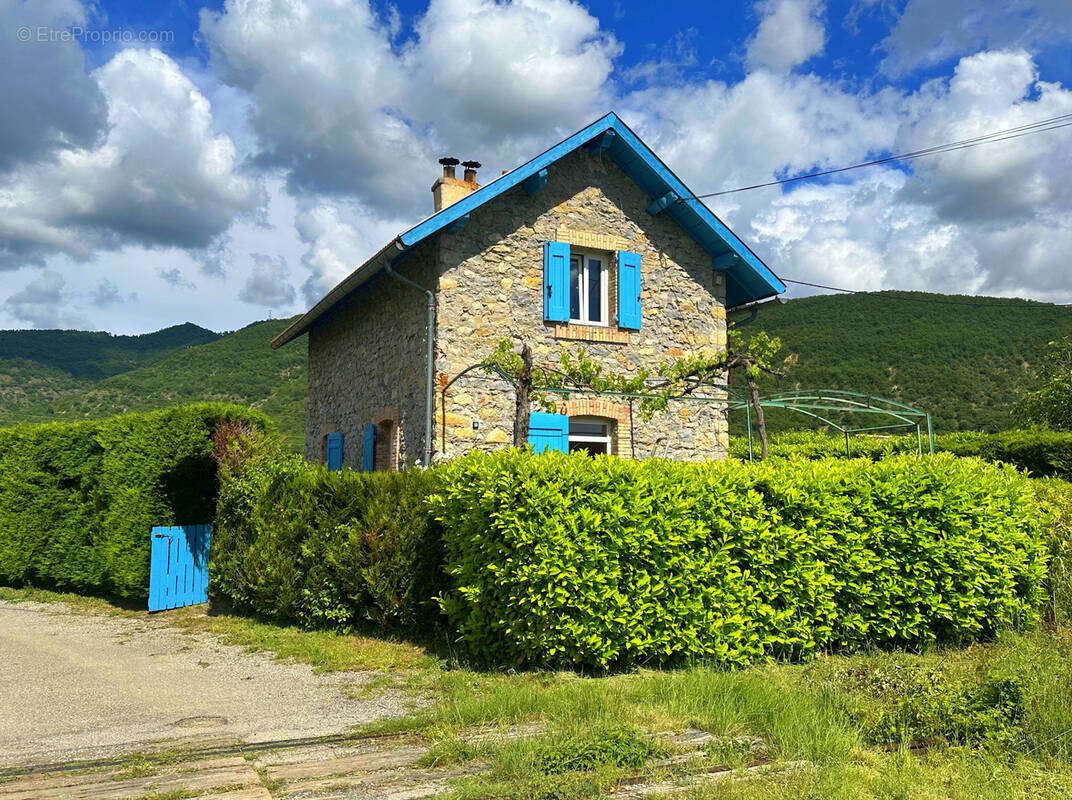 Maison à L'ESCALE