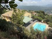 Maison à CHATEAUNEUF-VILLEVIEILLE