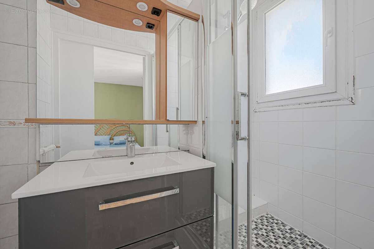 Appartement à PARIS-12E