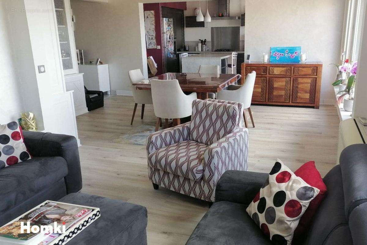 Appartement à BRON
