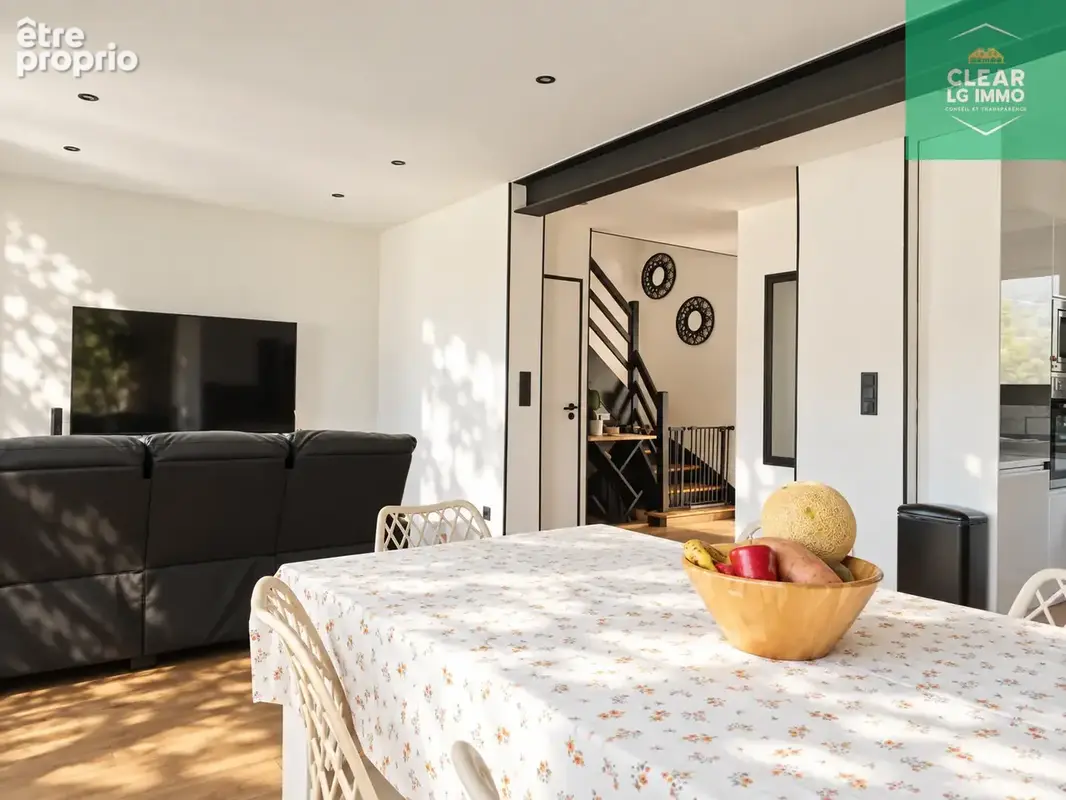 Maison rénovée avec piscine - photo 2