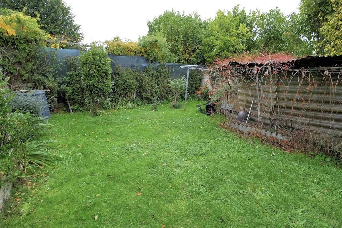 Maison à CRESSERONS