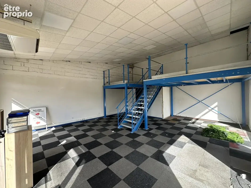 Centre commercial 1436 m2 à Montauroux - photo 20