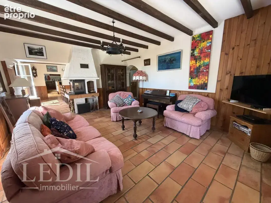 Maison de campagne avec terrain clos - photo 7