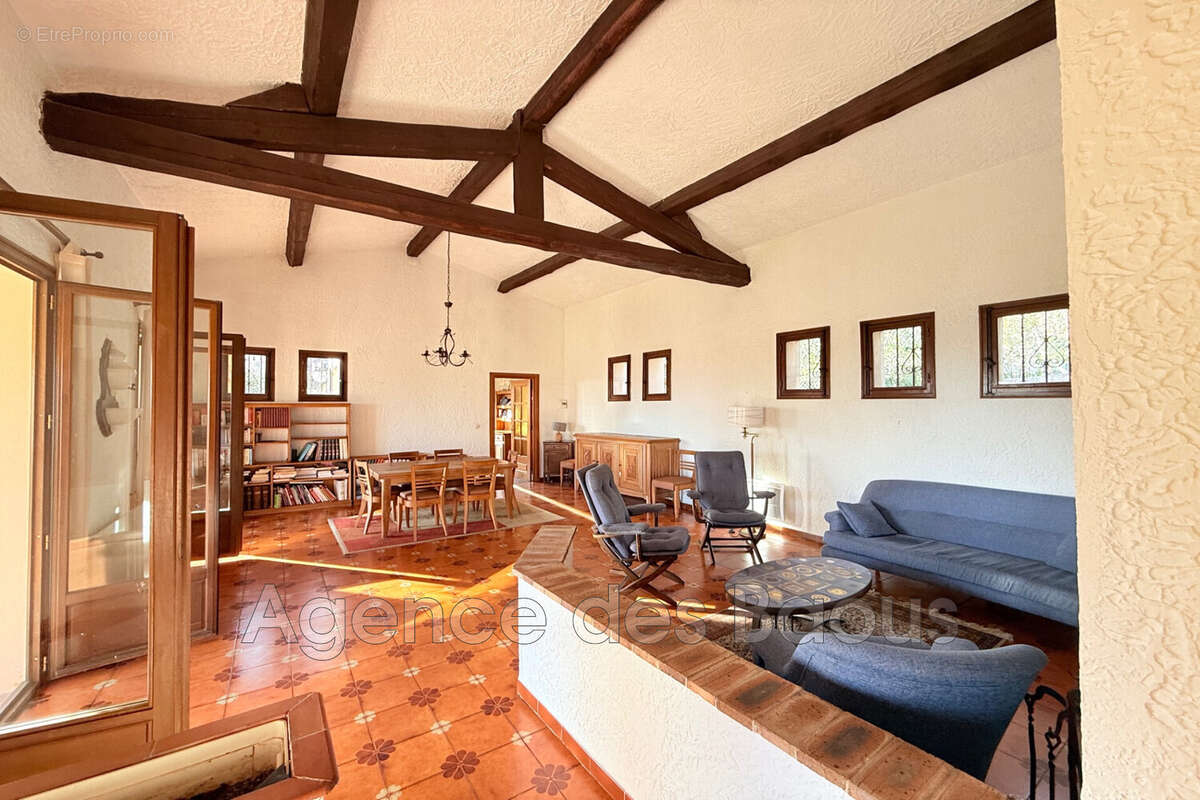 Maison à SAINT-JEANNET