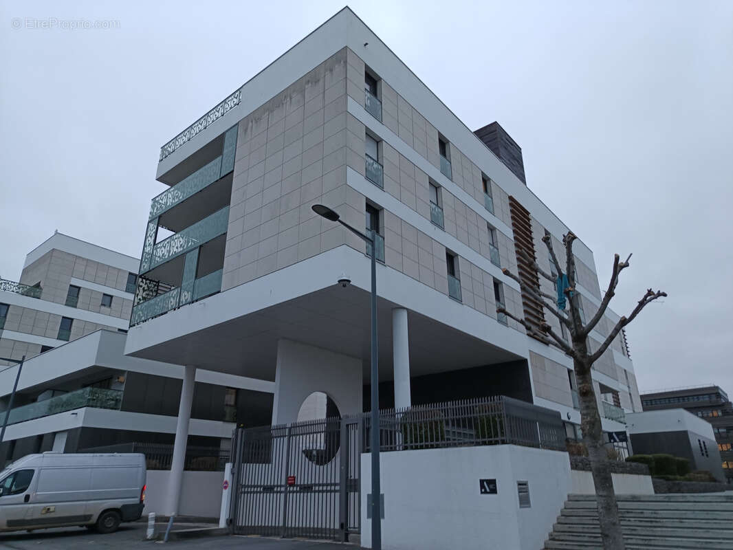 Parking à HEROUVILLE-SAINT-CLAIR