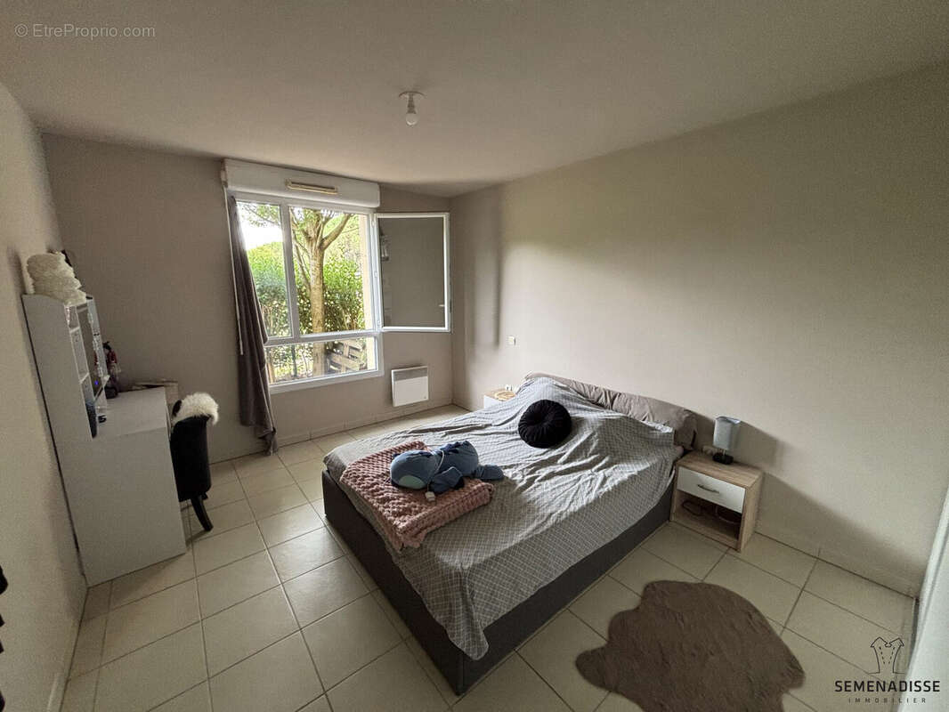 Appartement 63 m² à Roquettes  - photo 6