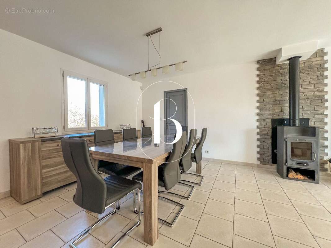 Maison à GOUDARGUES