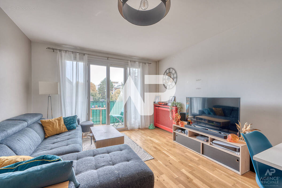 Appartement à RUEIL-MALMAISON