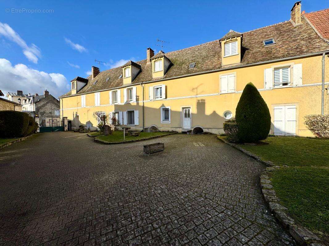 Appartement à SAINT-VRAIN