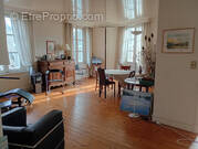 Appartement à MONNAIE