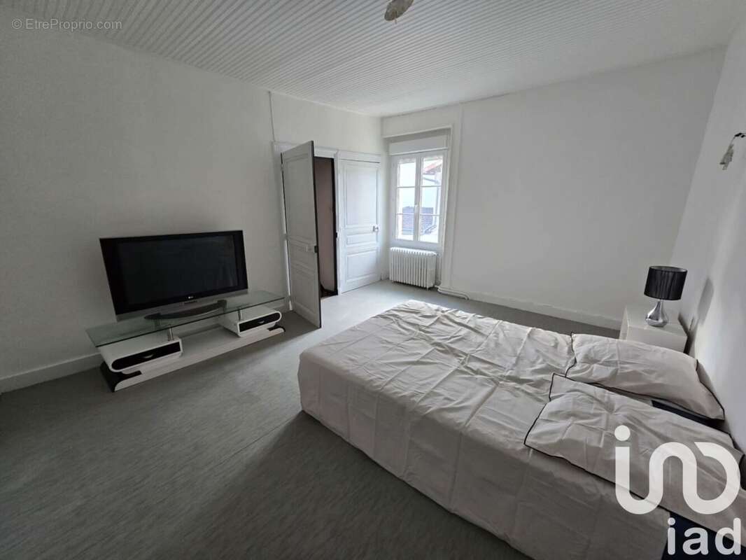 Photo 8 - Maison à VERRIERES