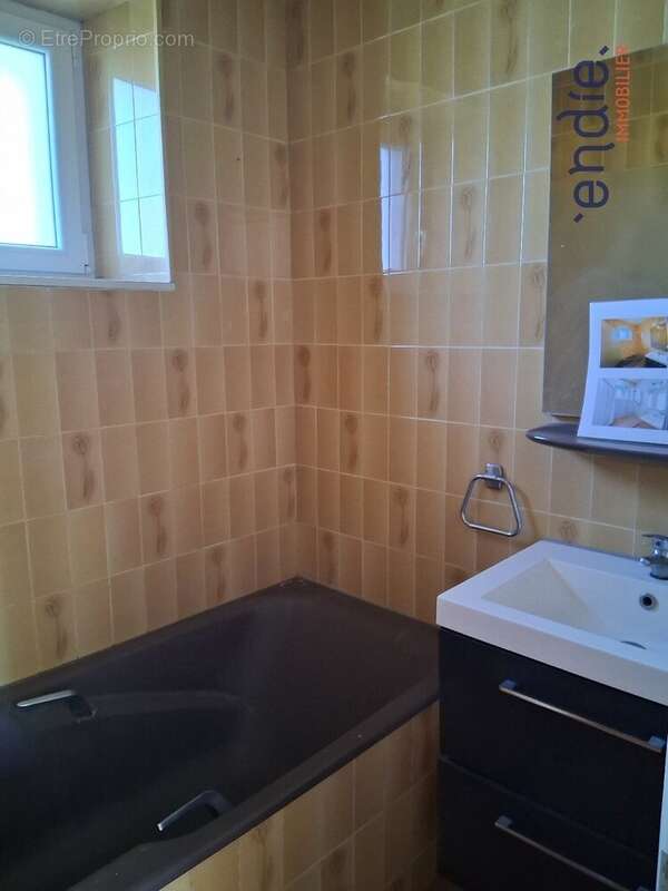 Maison à LOUROUX-DE-BEAUNE