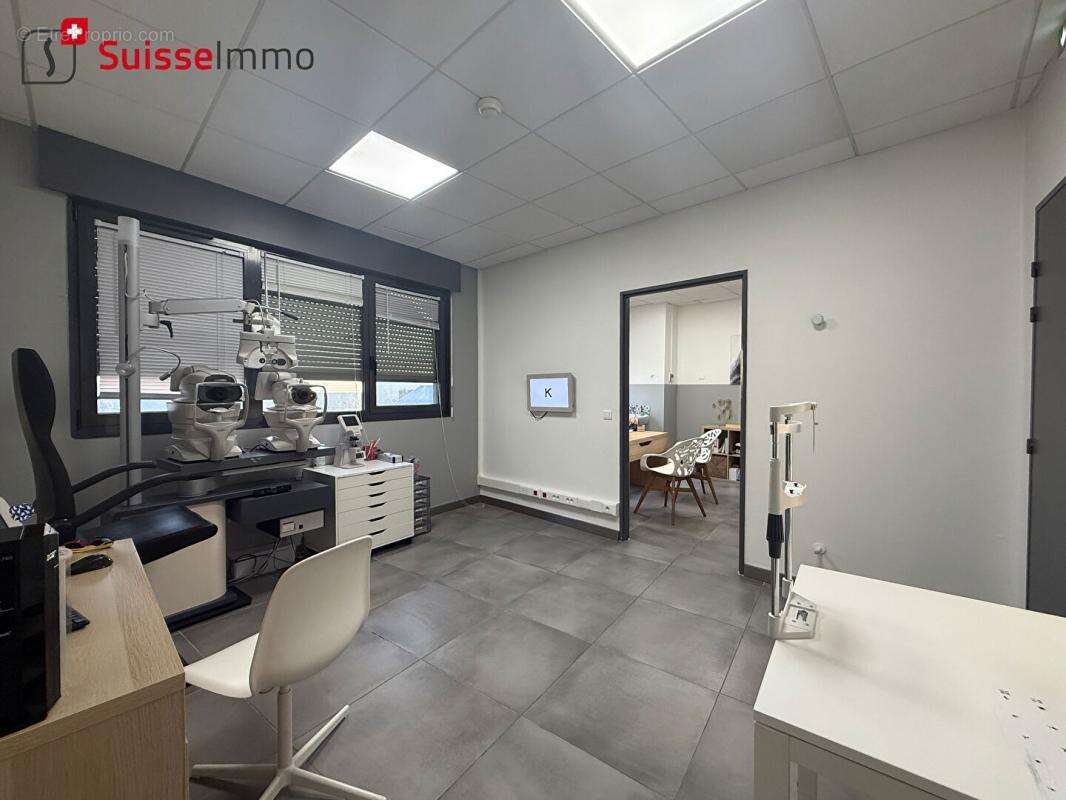 Rentabilité 12,6 % - Locaux d'activité à Montbeliard 220 m2 - photo 6