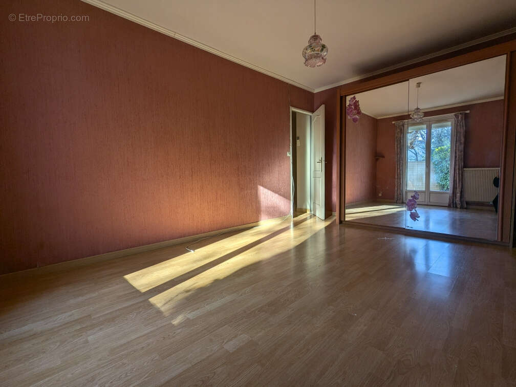 Maison à VILLENEUVE-TOLOSANE