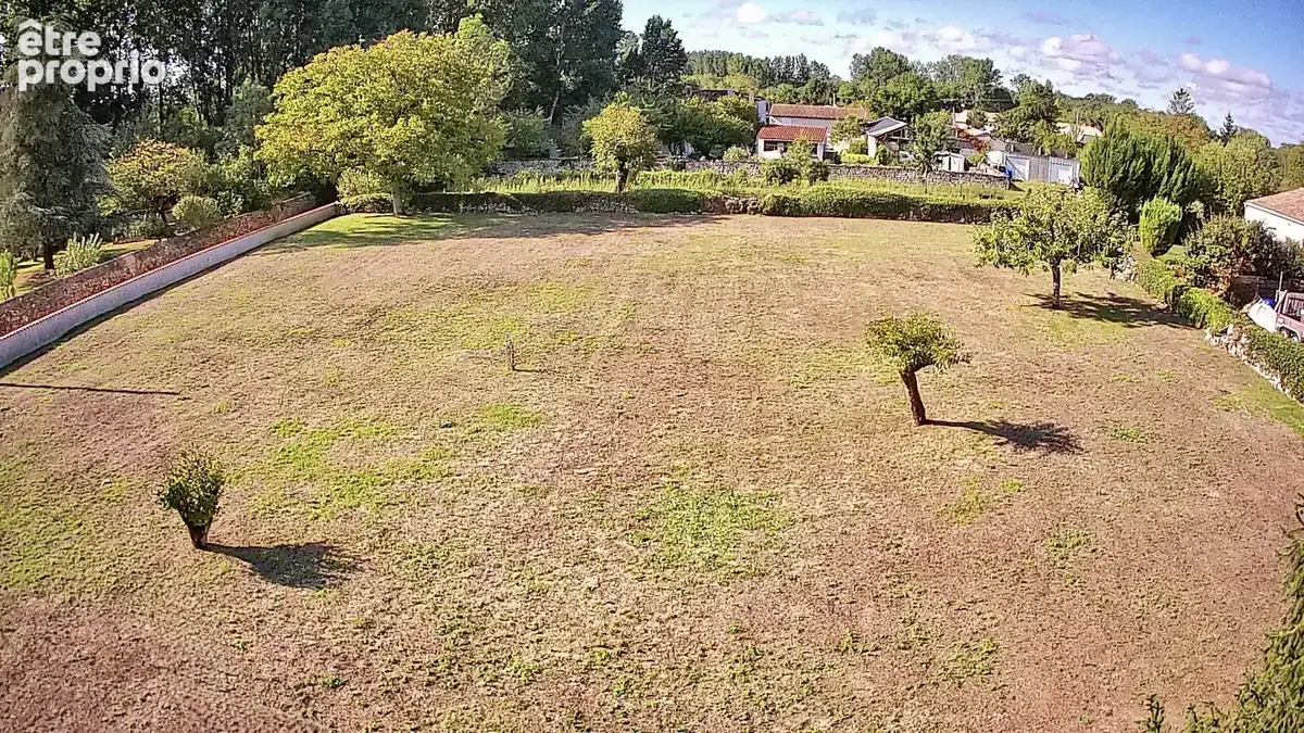 Maison R+1 T4 avec jardin et dépendance - photo 8
