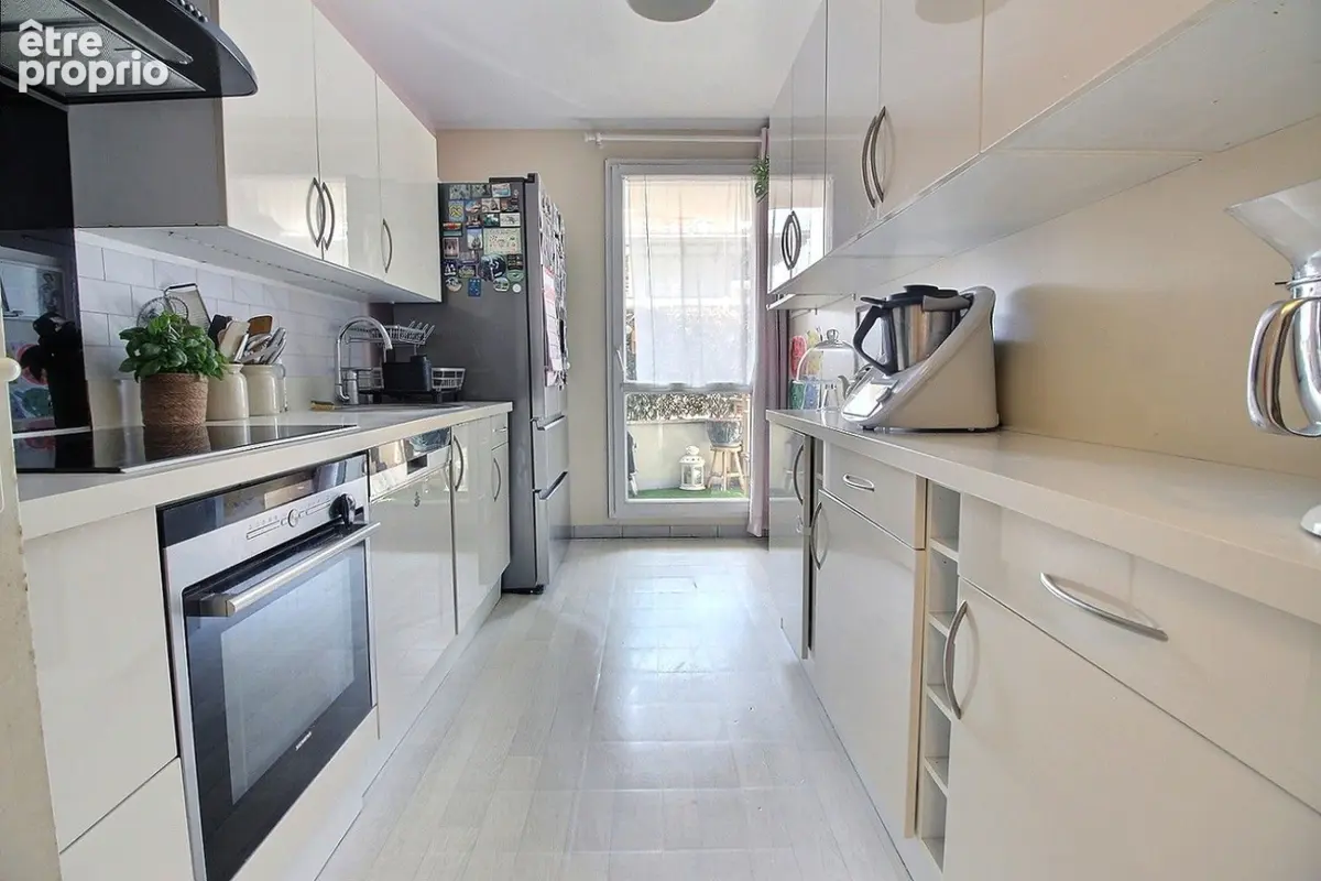 Appartement 81 m² à Issy-Les-Moulineaux  - photo 6
